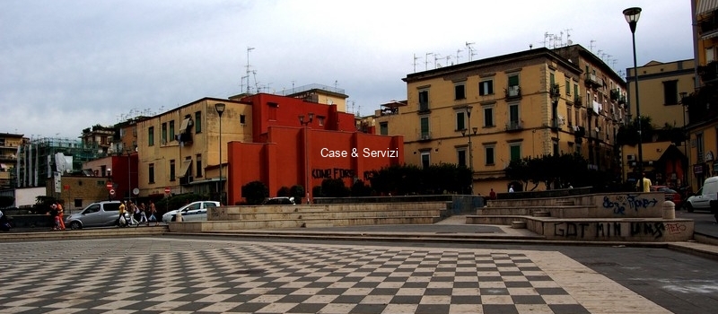 Piazza-Massimo-Troisi